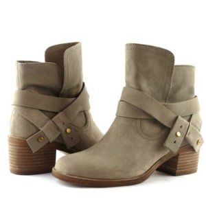 UGG Elora Sahara Bootie Nubuck 9.5